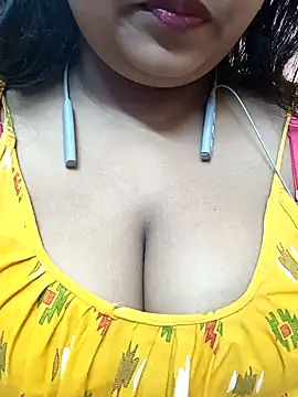 Sophiaboudi online show from 10, 1, 2025