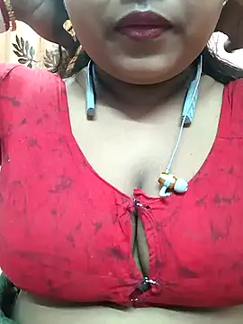 Sophiaboudi online show from 11, 1, 2025