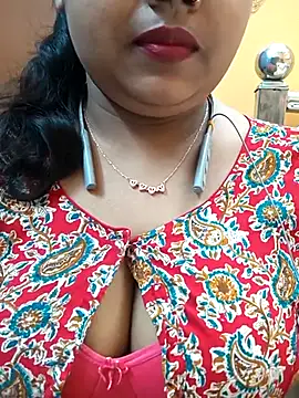 Sophiaboudi online show from 5, 3, 2025