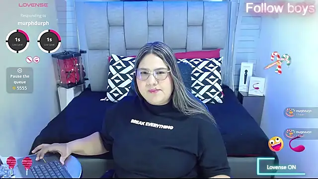 evelin zaens online show from 12, 10, 2025