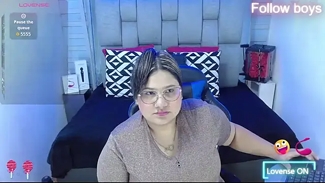 evelin zaens online show from 14, 10, 2025