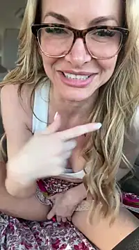 MessyNastyQueen online show from 15, 12, 2024