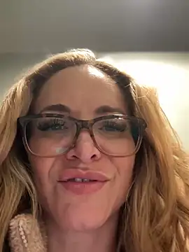 MessyNastyQueen online show from 16, 12, 2024