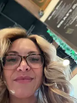 MessyNastyQueen online show from 21, 12, 2024