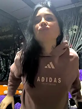 KikiXRed online show from 10, 11, 2025