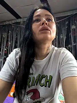 KikiXRed online show from 15, 4, 2026