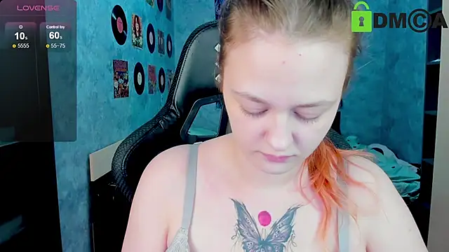 Snapshot of madness_lia chatting on 6, 1, 2025 madness lia online show from 6, 1, 2025