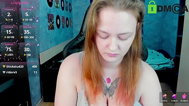 Snapshot of madness_lia chatting on 7, 1, 2025 madness lia online show from 7, 1, 2025