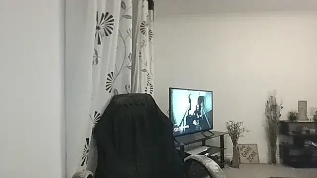 33ENG online show from 29, 10, 2025