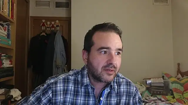 curiosillo83 online show from 27, 5, 2026