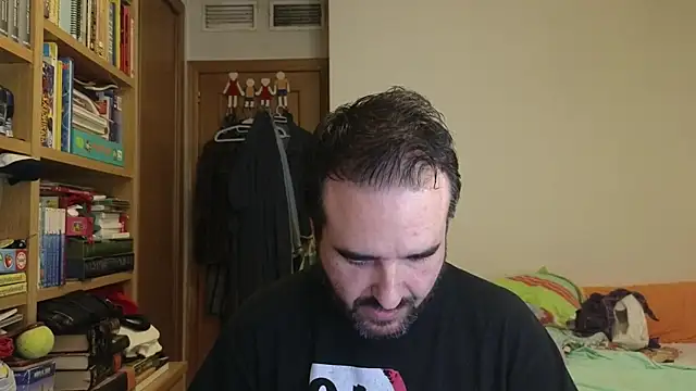 Snapshot of curiosillo83 chatting on 5, 7, 2026 curiosillo83 online show from 5, 7, 2026