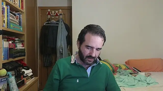 Snapshot of curiosillo83 chatting on 10, 7, 2026 curiosillo83 online show from 10, 7, 2026