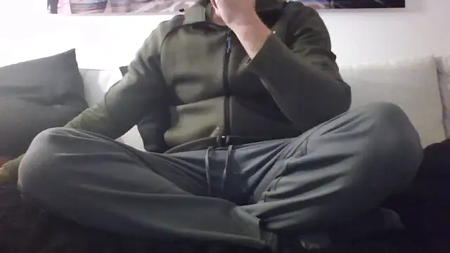 Snapshot of jouet75 chatting on 11, 1, 2026 jouet75 online show from 11, 1, 2026