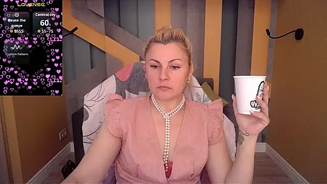Candy Long online show from 8, 7, 2026