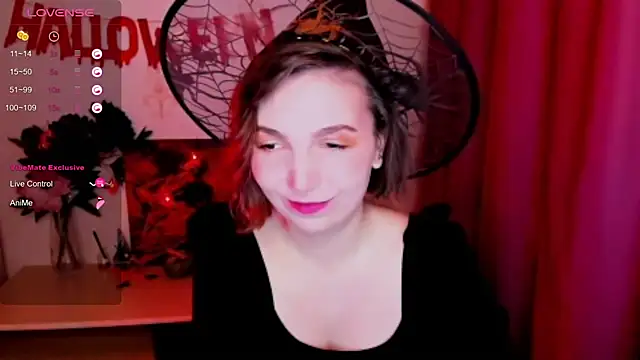 KindHazelHere  online show from 30, 10, 2025