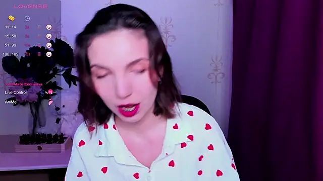 KindHazelHere  online show from 7, 3, 2026