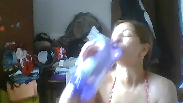 Snapshot of ShawnaAdams chatting on 9, 7, 2026 ShawnaAdams online show from 9, 7, 2026