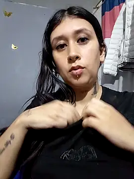 Giuliana90 online show from 5, 4, 2026