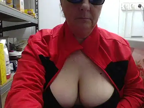 eroticjessitop online show from 25, 2, 2025