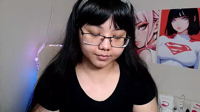 Snapshot of Moertomlly chatting on 9, 2, 2025 Moertomlly online show from 9, 2, 2025