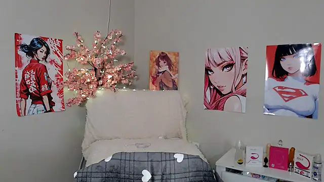 Snapshot of Moertomlly chatting on 5, 10, 2025 Moertomlly online show from 5, 10, 2025