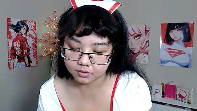 Snapshot of Moertomlly chatting on 25, 10, 2025 Moertomlly online show from 25, 10, 2025