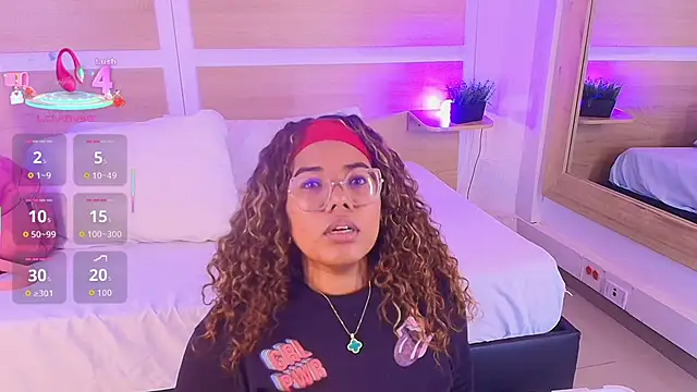  nickypurple  online show from 25, 11, 2025