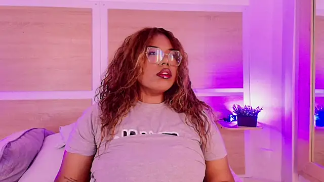  nickypurple  online show from 28, 5, 2026