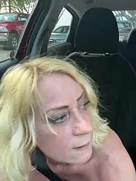 TiffaneyLove online show from 5, 3, 2026