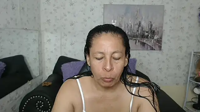 Snapshot of mature_martina chatting on 26, 6, 2026 mature martina online show from 26, 6, 2026