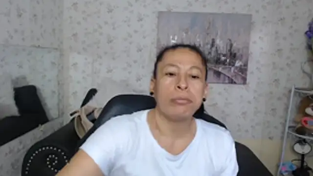 Snapshot of mature_martina chatting on 6, 7, 2026 mature martina online show from 6, 7, 2026