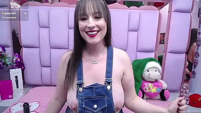 Snapshot of Belly_Rosse chatting on 15, 12, 2025 Belly Rosse online show from 15, 12, 2025