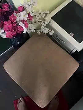 yourheroforfun online show from 6, 10, 2025