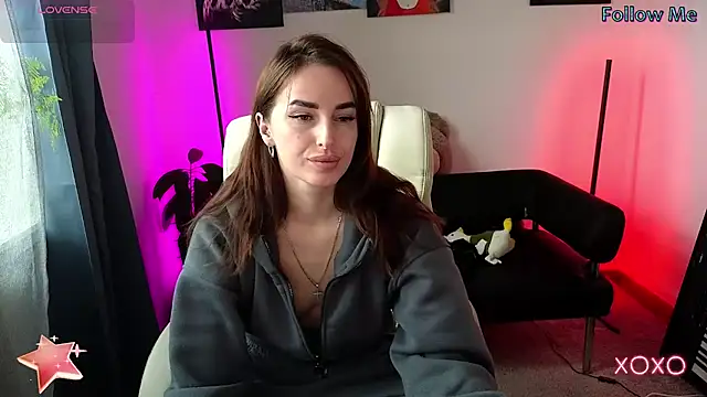 xx adrihanna xx online show from 17, 3, 2025