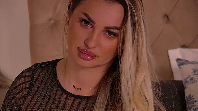 Denisse Perry online show from 25, 2, 2026