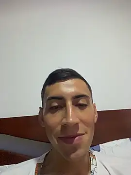 Snapshot of vpn1000 chatting on 2, 12, 2025 vpn1000 online show from 2, 12, 2025