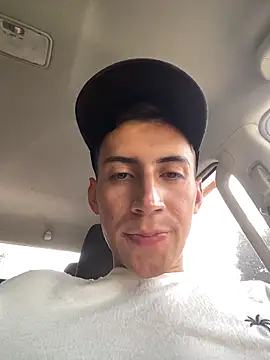 Snapshot of vpn1000 chatting on 3, 12, 2025 vpn1000 online show from 3, 12, 2025