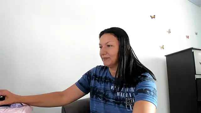 Snapshot of Angelblue_ chatting on 15, 1, 2025 Angelblue online show from 15, 1, 2025