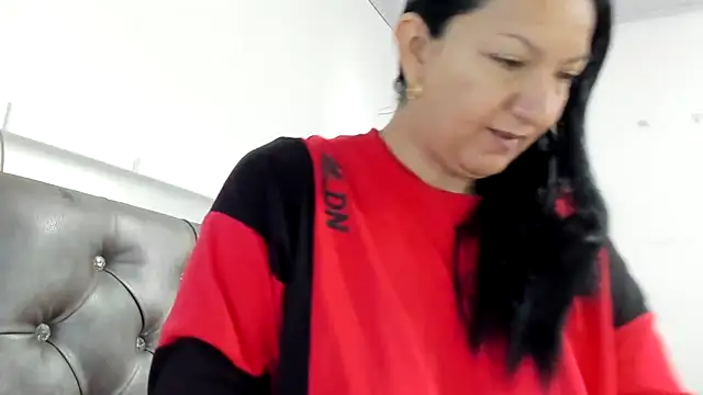 Snapshot of Angelblue_ chatting on 2, 10, 2025 Angelblue online show from 2, 10, 2025