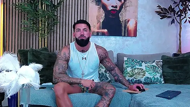 Snapshot of masterkingofmusclee chatting on 15, 6, 2026 masterkingofmusclee online show from 15, 6, 2026