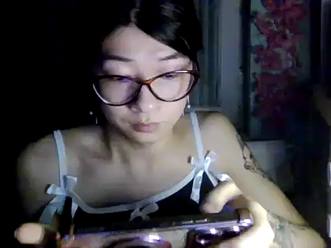 CarlyJoy online show from 29, 3, 2026