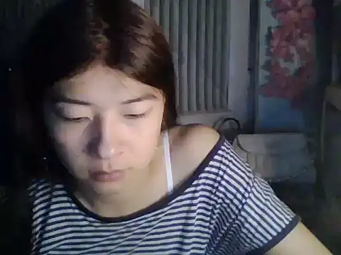 Snapshot of CarlyJoy chatting on 4, 6, 2026 CarlyJoy online show from 4, 6, 2026