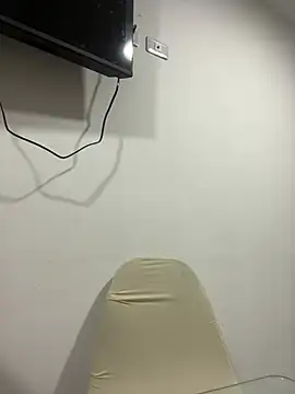 Snapshot of iraide_castro chatting on 25, 6, 2026 iraide castro online show from 25, 6, 2026