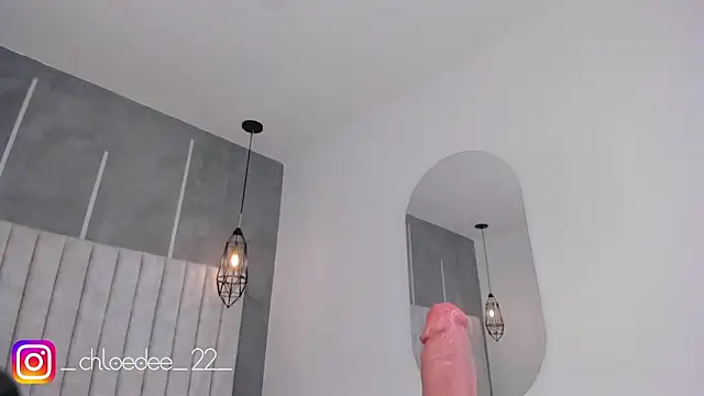 chloe d online show from 22, 1, 2025