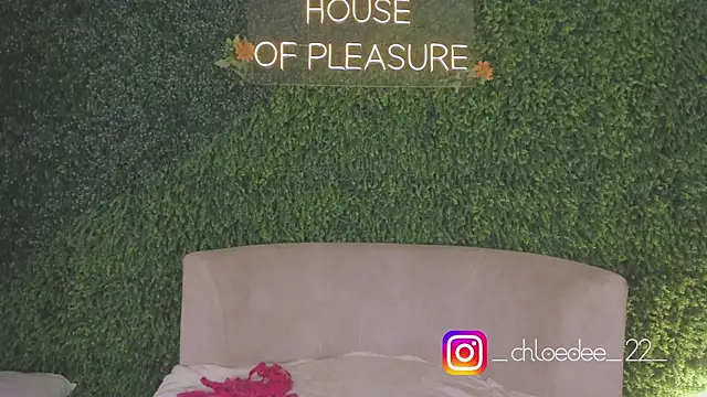 chloe d online show from 3, 10, 2025