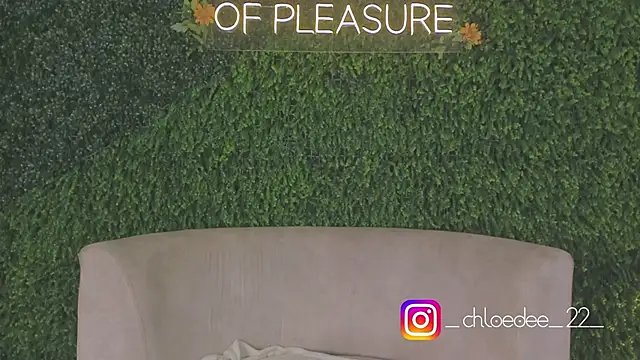 chloe d online show from 7, 10, 2025