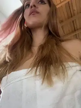 Snapshot of Pretty-10Woman chatting on 28, 9, 2025 Pretty-10Woman online show from 28, 9, 2025