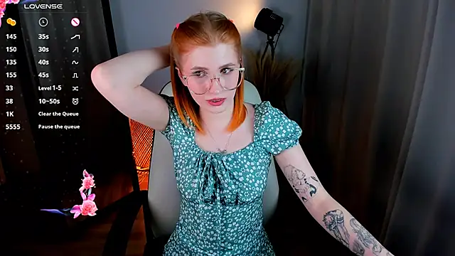 Snapshot of Mira__Blush chatting on 8, 3, 2025 Mira Blush online show from 8, 3, 2025