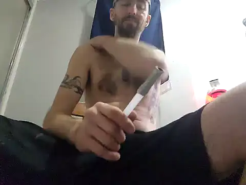 Snapshot of Bi_curious86 chatting on 9, 2, 2026 Bi curious86 online show from 9, 2, 2026