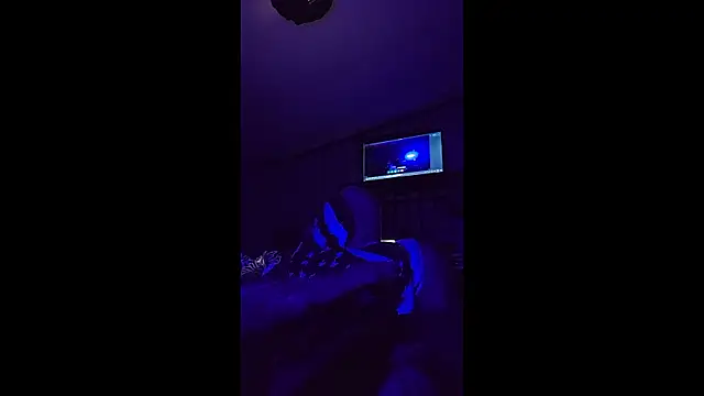 Snapshot of Bi_curious86 chatting on 27, 2, 2026 Bi curious86 online show from 27, 2, 2026